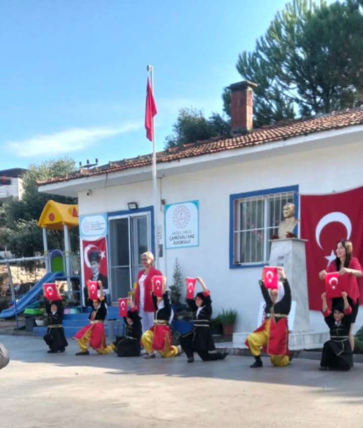Milas Çamovalısaz İlkokulu’nda 29 Ekim Coşkusu: Köy Halkı ve Öğrenciler Cumhuriyet Bayramı’nı Birlikte Kutladı 1